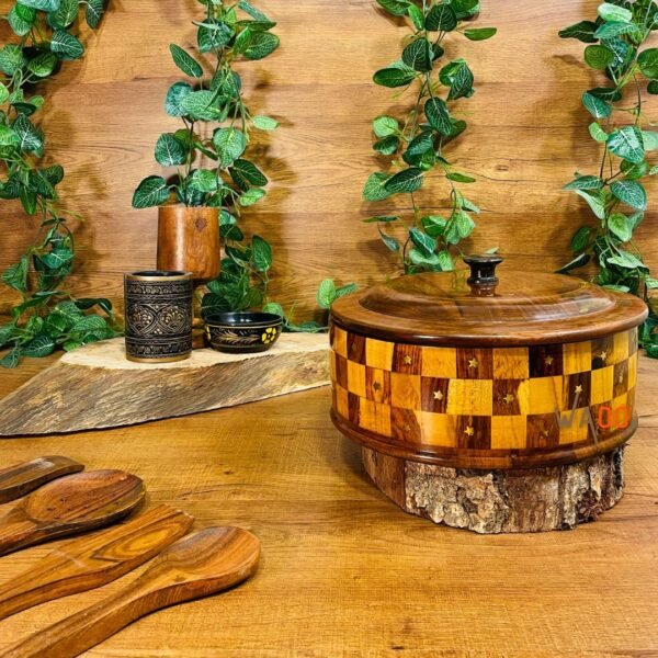 Cedar-Wooden Inlay Hot Pot