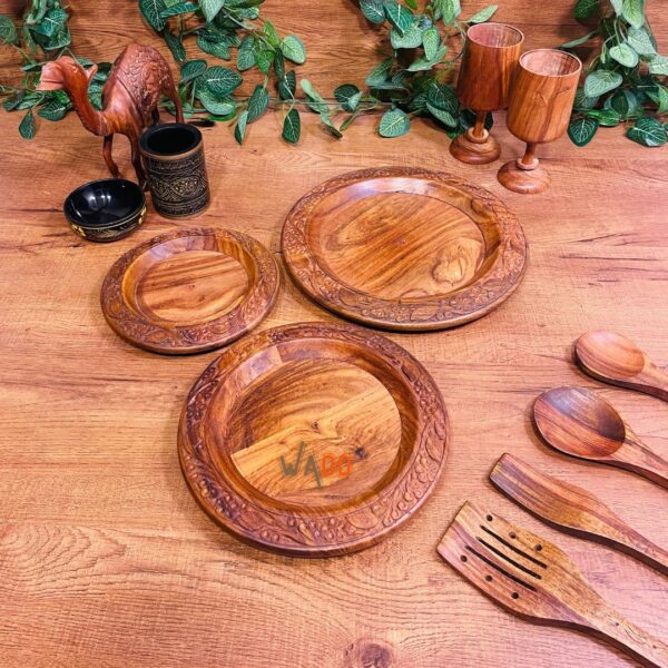 Flower Carved Wooden Platter-waoo-handicrafts-pakistan